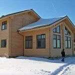 Какой должна быть толщина стен деревянного дома, построенного в Нижегородской области? 